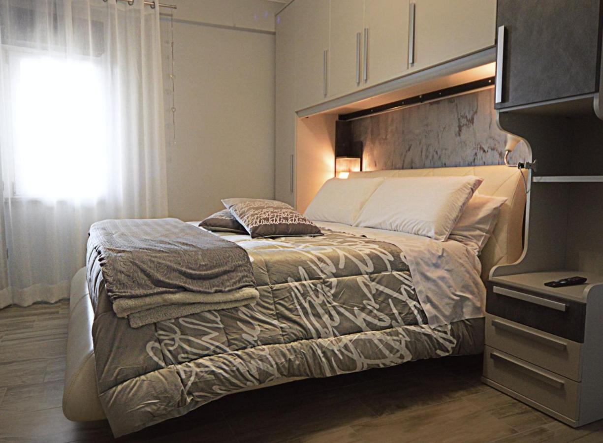 A Casa Di Lalla Bracciano  Luaran gambar